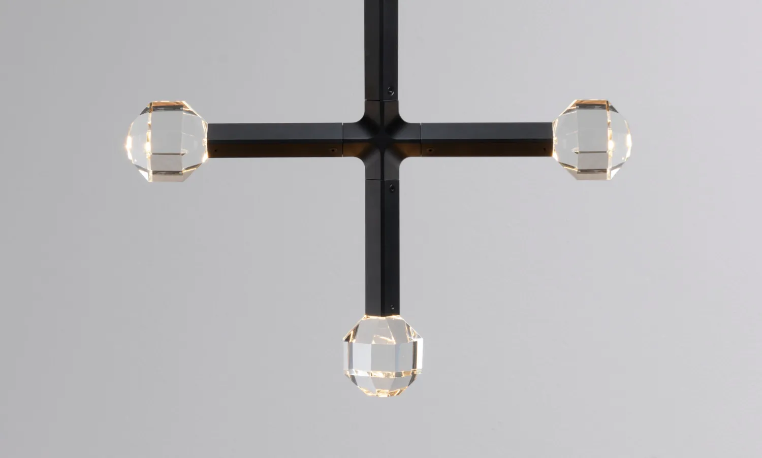 JOULLE 07-002 pendant by Lake + Wells, photo 1 of 3