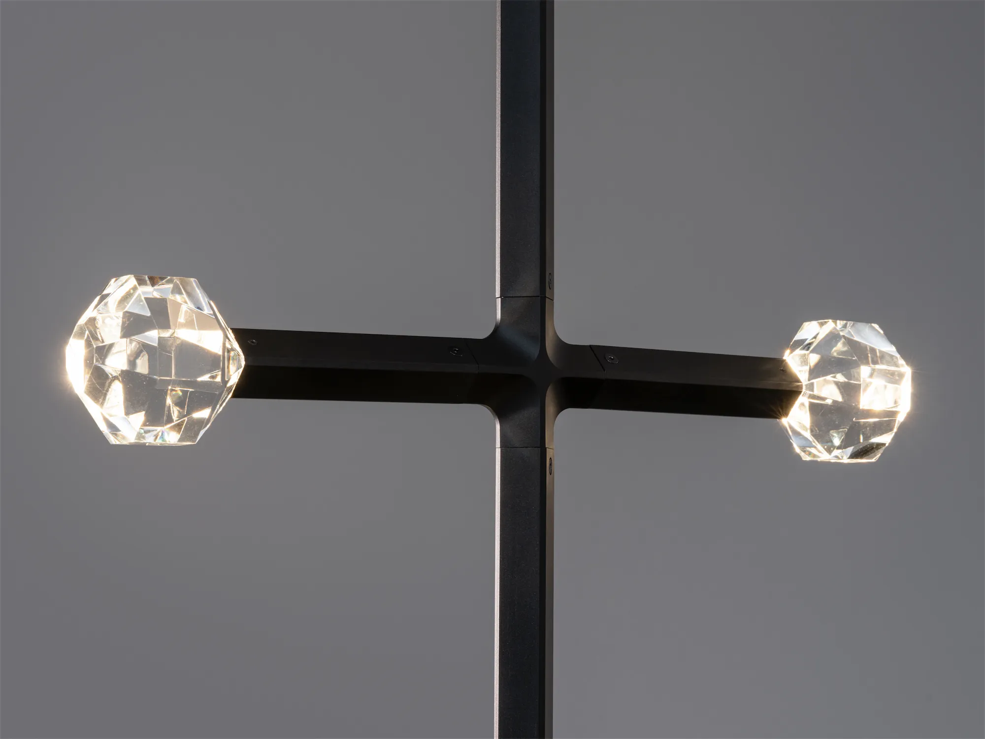 JOULLE 04-001 pendant by Lake + Wells, photo 2 of 5
